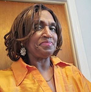 Meet your Posher, Valerie